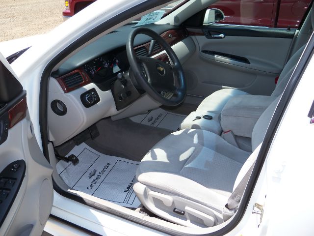 Chevrolet Impala SL1 Sedan