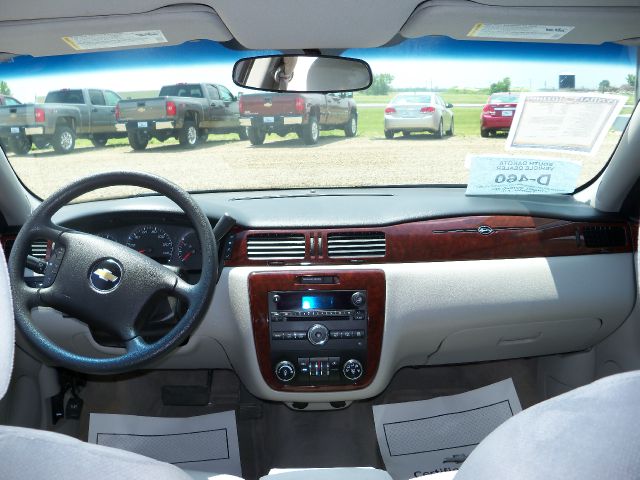 Chevrolet Impala 2009 photo 1