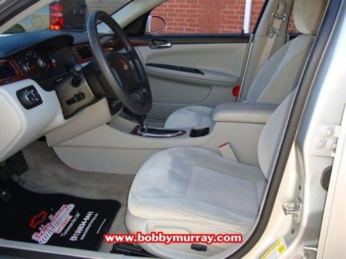 Chevrolet Impala 2009 photo 2