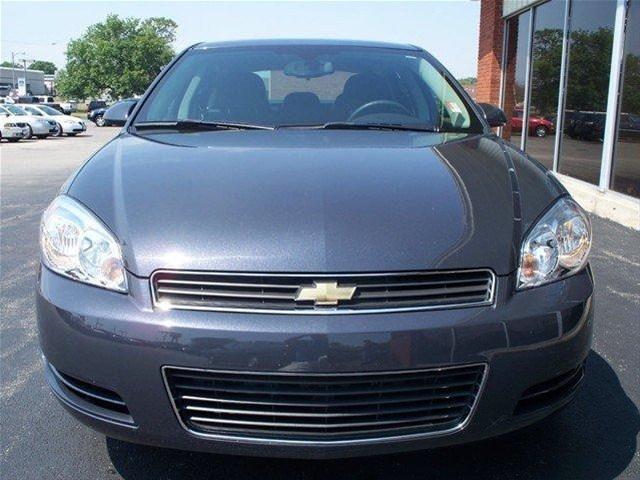 Chevrolet Impala 2009 photo 3