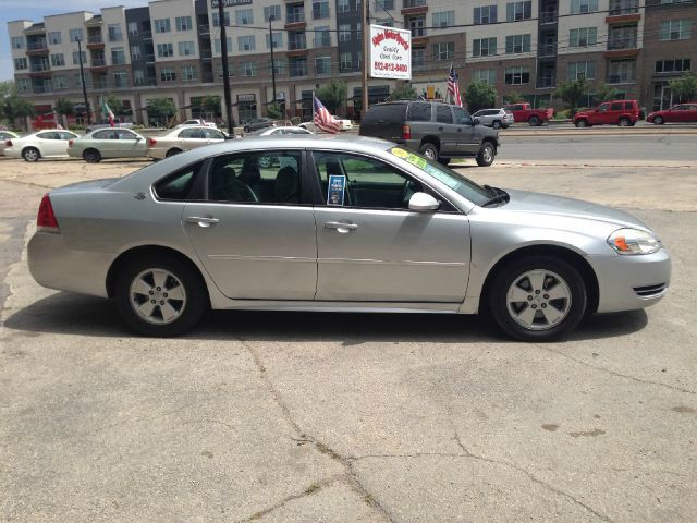 Chevrolet Impala 2009 photo 2