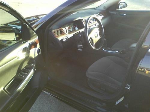 Chevrolet Impala 2009 photo 3