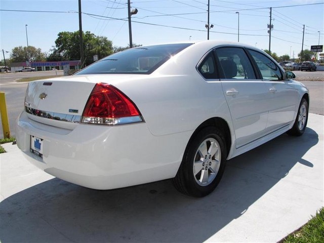 Chevrolet Impala 2010 photo 5