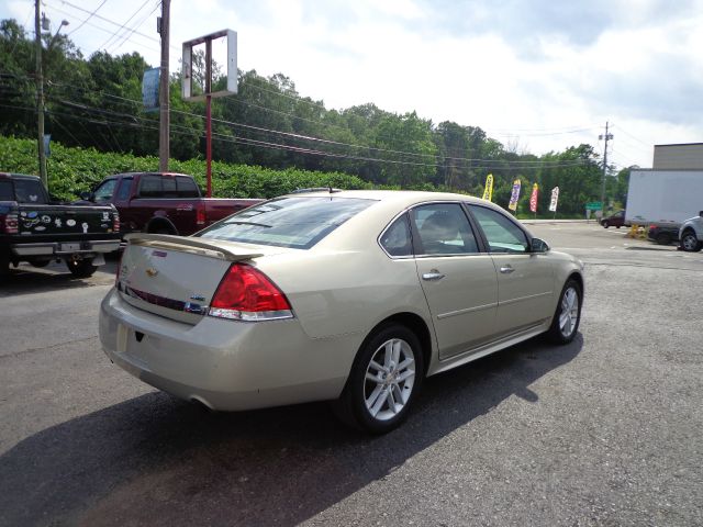 Chevrolet Impala SLE SLT WT Sedan
