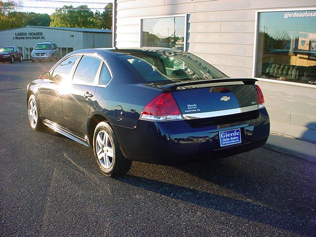 Chevrolet Impala 2010 photo 1