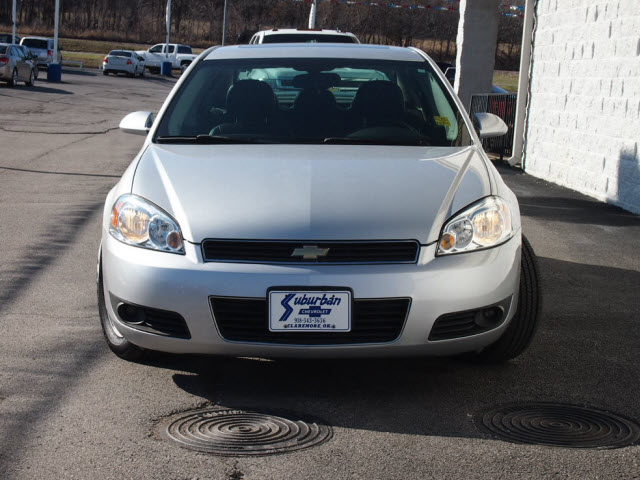 Chevrolet Impala 2010 photo 4