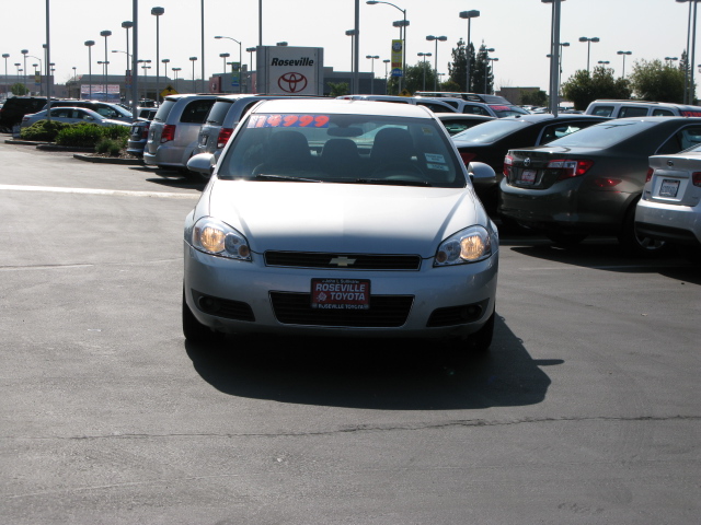 Chevrolet Impala 2010 photo 1