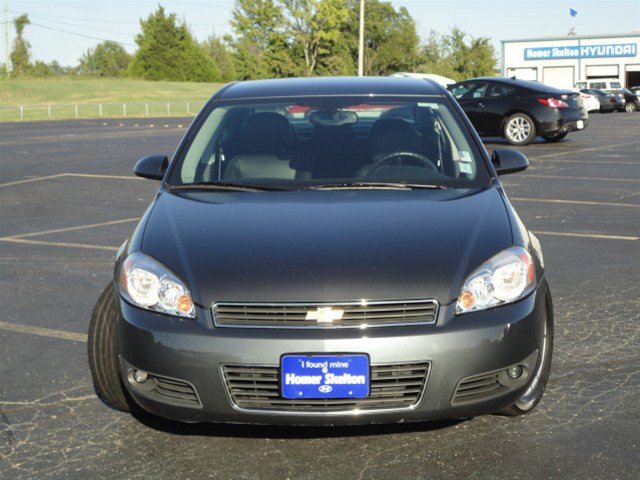 Chevrolet Impala 2010 photo 1
