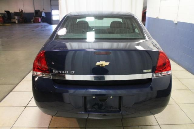 Chevrolet Impala 2010 photo 5