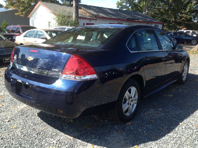 Chevrolet Impala 2010 photo 3