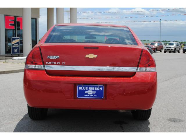 Chevrolet Impala 2010 photo 1