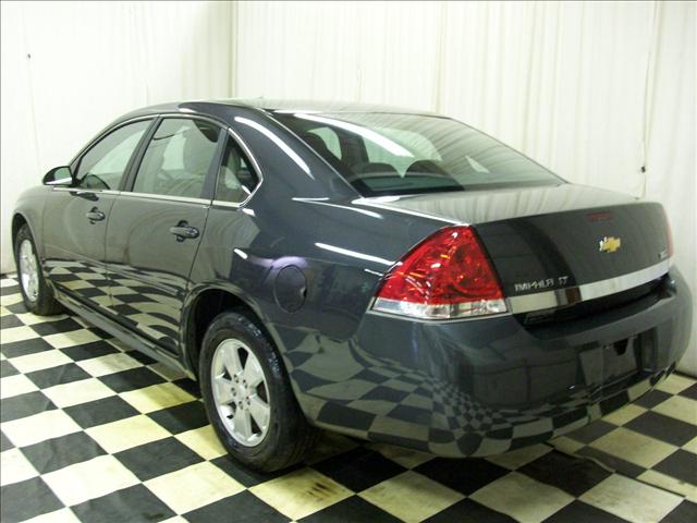Chevrolet Impala 2010 photo 3