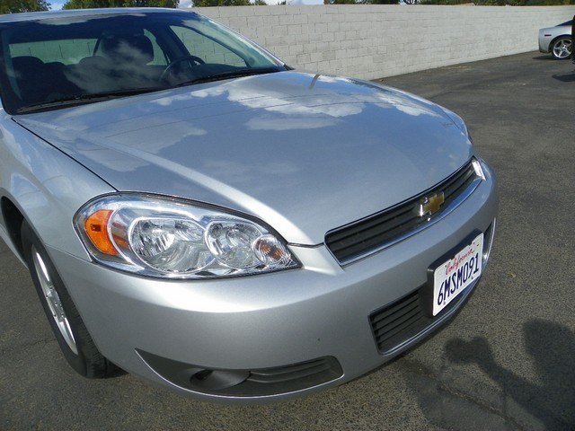Chevrolet Impala 2010 photo 1