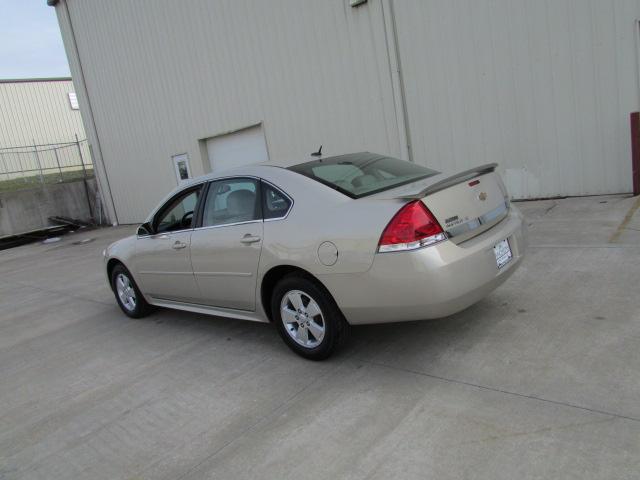 Chevrolet Impala 2010 photo 4