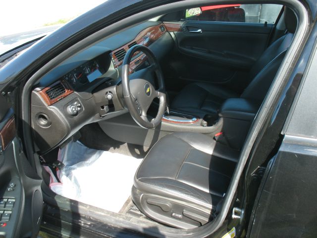 Chevrolet Impala 2010 photo 1