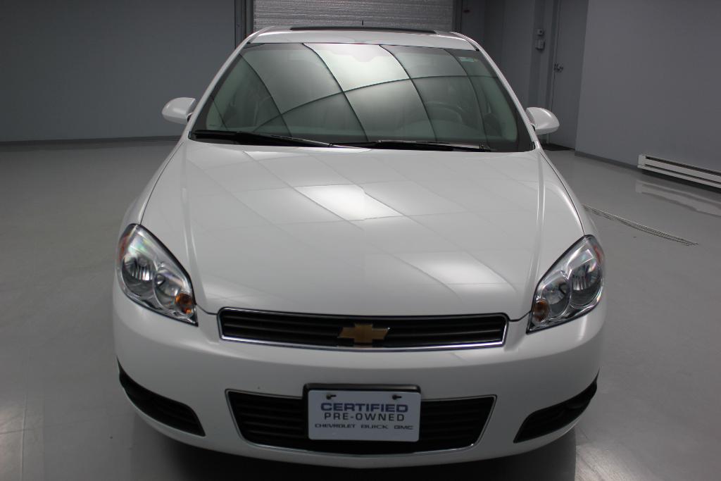 Chevrolet Impala 2010 photo 3