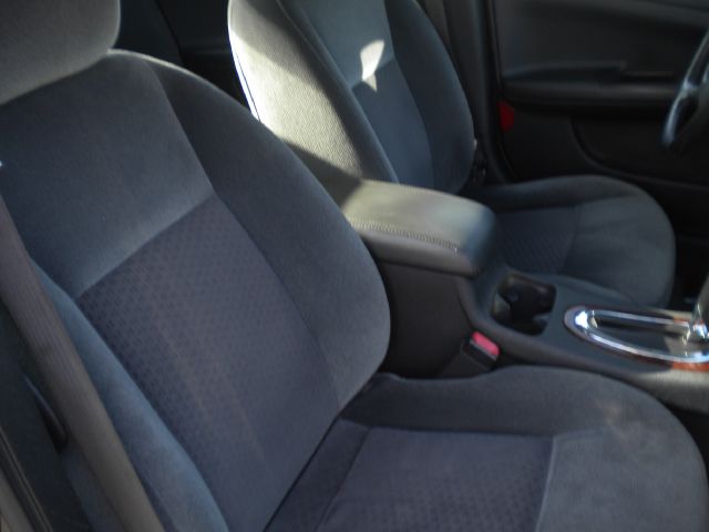 Chevrolet Impala 2010 photo 8
