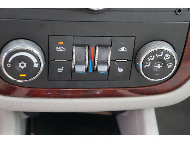 Chevrolet Impala 2010 photo 2