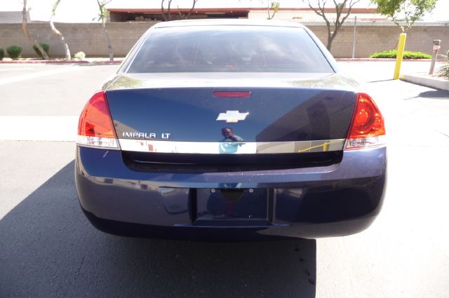 Chevrolet Impala 2010 photo 1