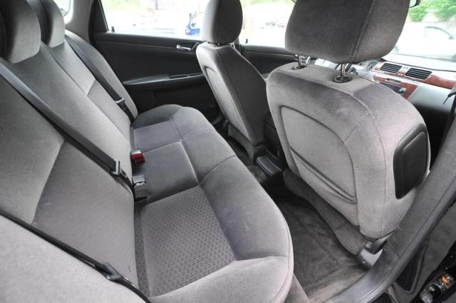 Chevrolet Impala 2010 photo 1