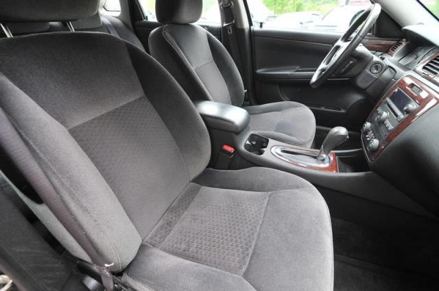 Chevrolet Impala 2010 photo 7