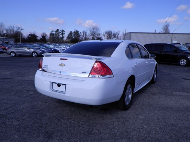 Chevrolet Impala 2010 photo 5