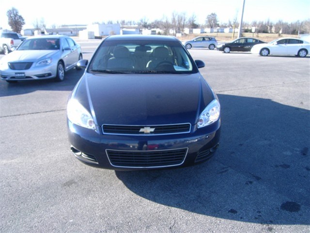 Chevrolet Impala 2010 photo 5