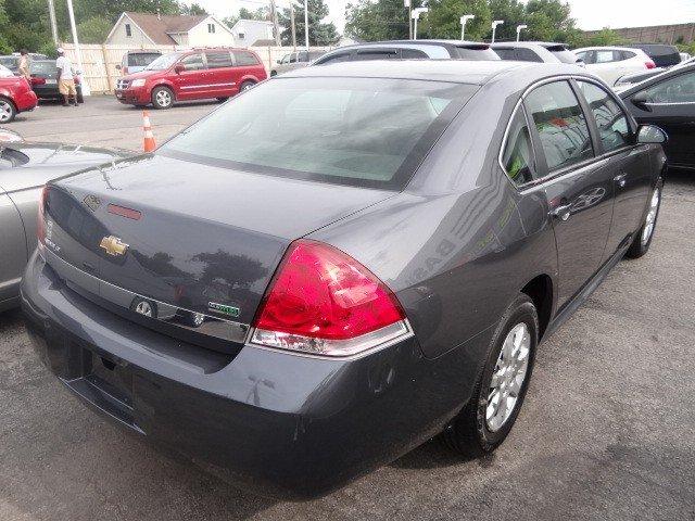 Chevrolet Impala 2010 photo 2