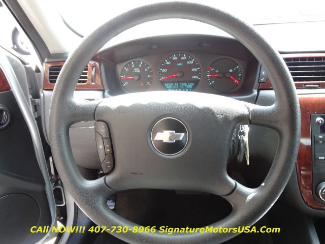 Chevrolet Impala 2010 photo 18