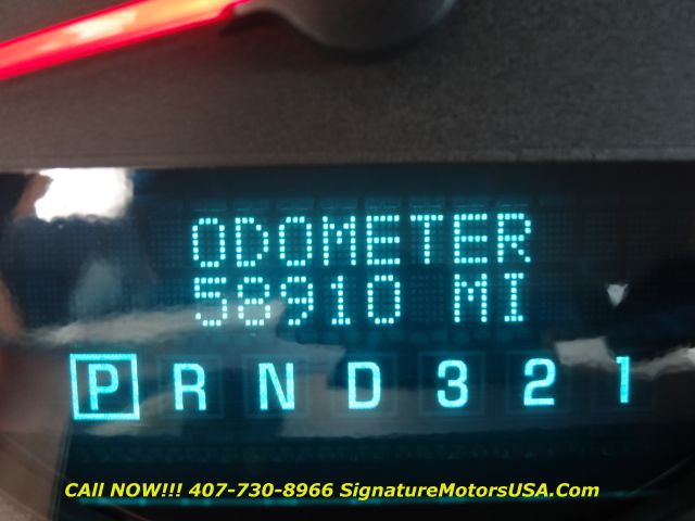 Chevrolet Impala 2010 photo 2