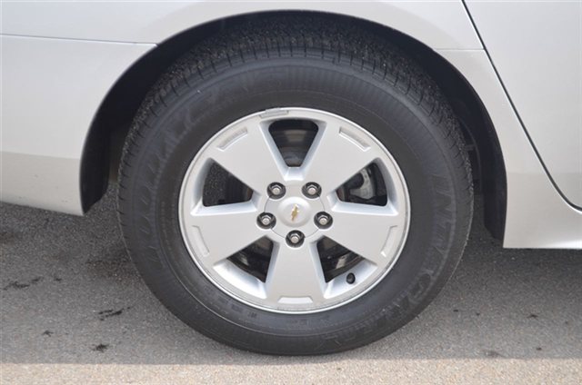 Chevrolet Impala 2010 photo 4