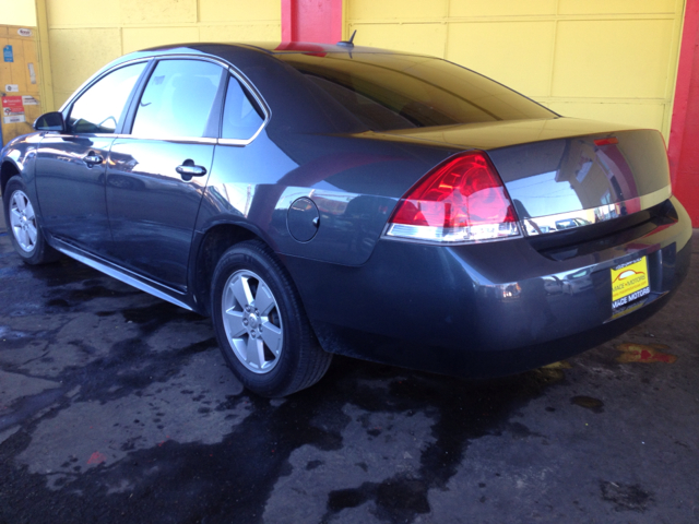 Chevrolet Impala 2010 photo 1