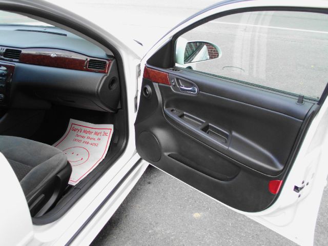 Chevrolet Impala 2010 photo 4