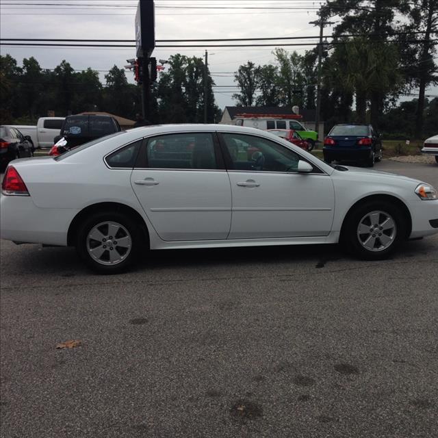 Chevrolet Impala 2010 photo 2