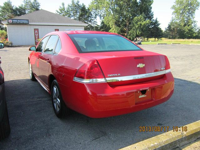 Chevrolet Impala 2010 photo 3