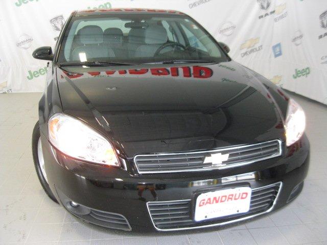 Chevrolet Impala 2011 photo 2