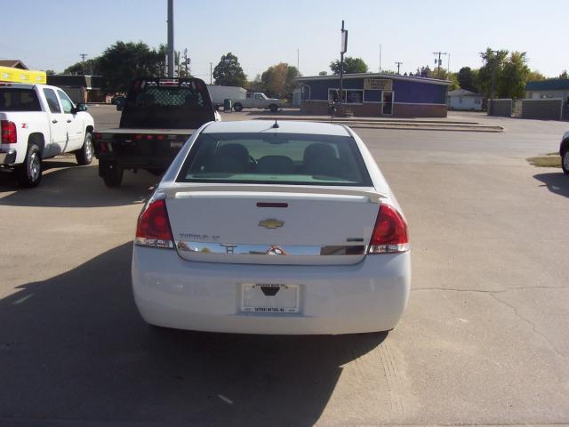 Chevrolet Impala 2011 photo 2