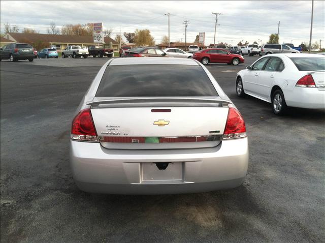 Chevrolet Impala 2011 photo 3