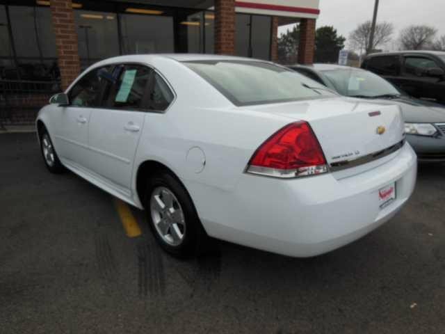 Chevrolet Impala 2011 photo 2