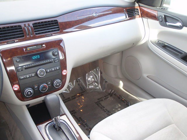 Chevrolet Impala 2011 photo 4