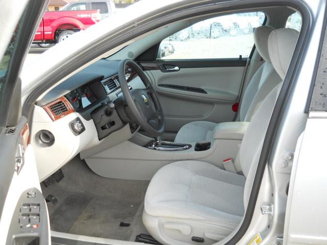 Chevrolet Impala 2011 photo 3