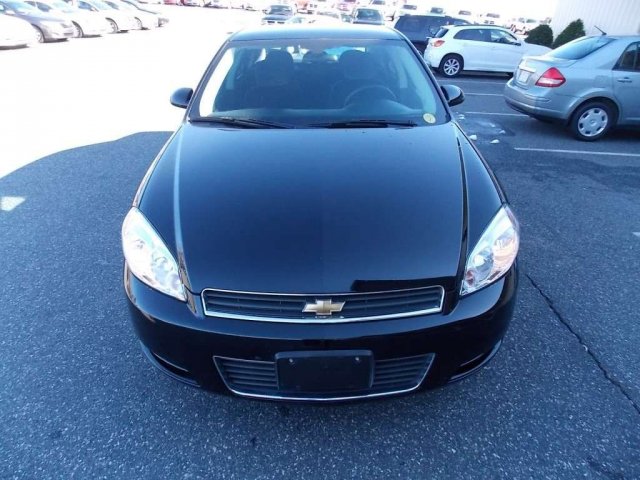 Chevrolet Impala 2011 photo 2
