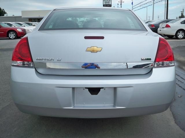 Chevrolet Impala 2011 photo 4