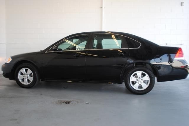 Chevrolet Impala 2011 photo 2