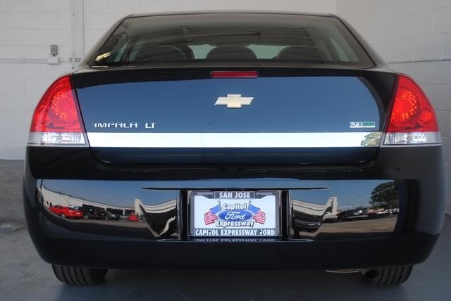 Chevrolet Impala 2011 photo 4
