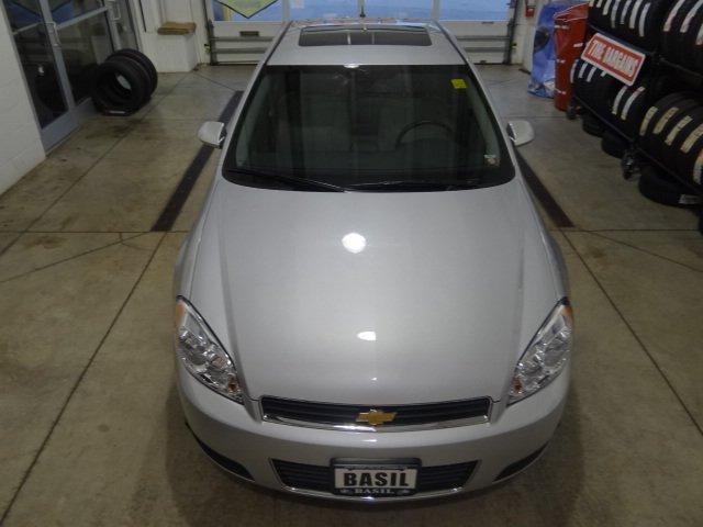 Chevrolet Impala 2011 photo 2