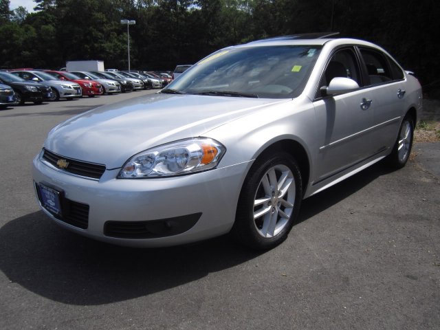 Chevrolet Impala 2011 photo 2