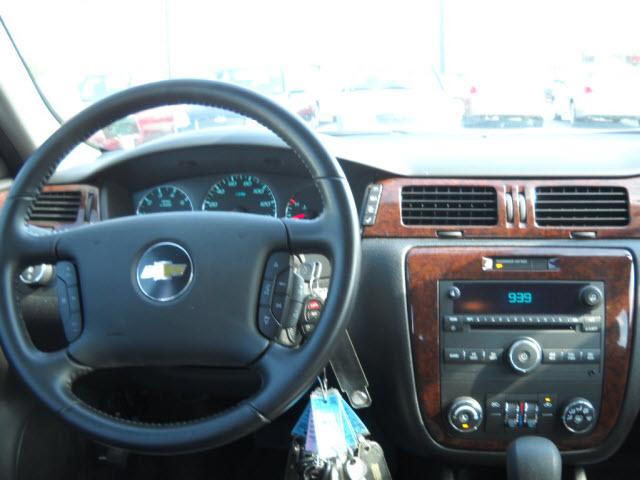 Chevrolet Impala 2011 photo 5
