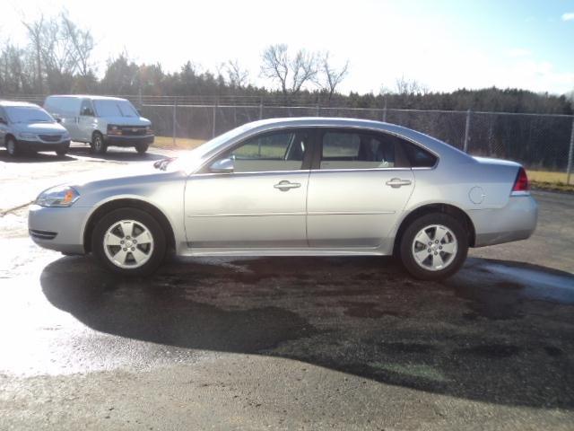 Chevrolet Impala 2011 photo 3