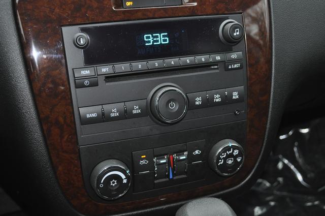 Chevrolet Impala 2011 photo 3